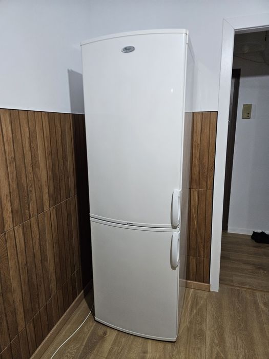 Combina frigorifică de vânzare