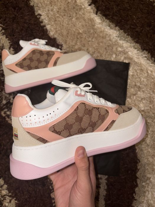 Adidasi Gucci Roz