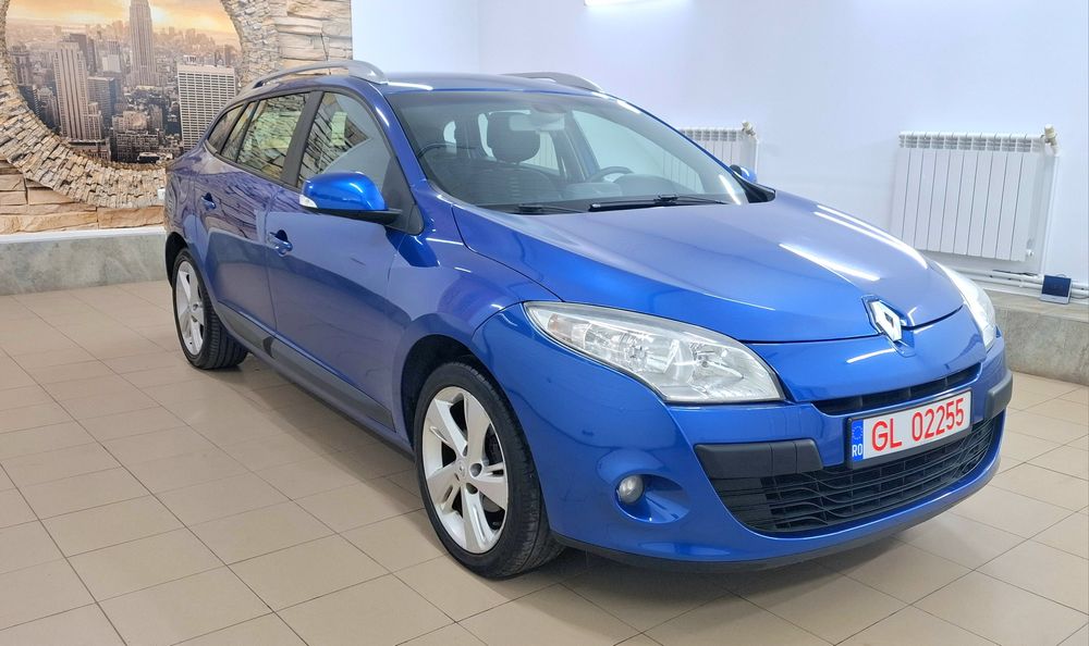 Renault Megane 3 benzina 1.6i-16v , stare foarte buna