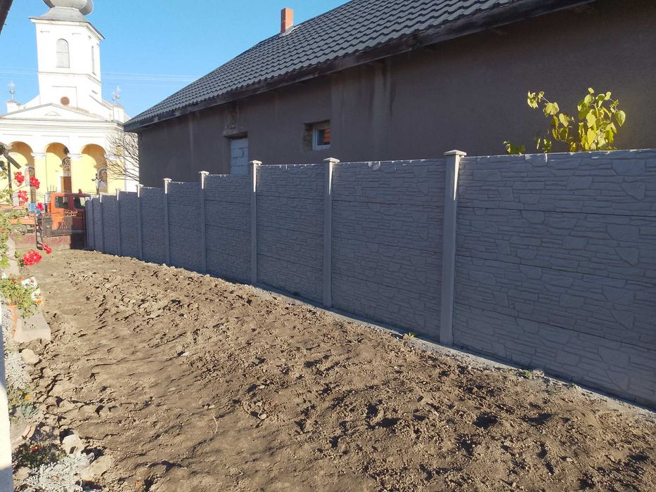 De vanzare gard beton pavele  coame de gard etc