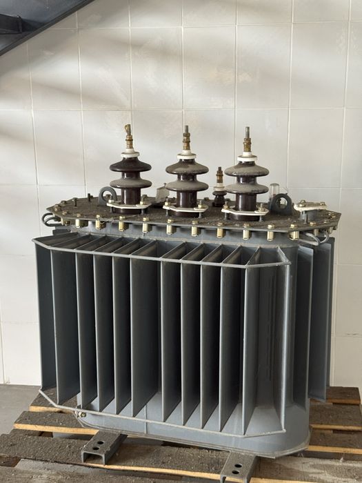 Абсолютно новый Белоруский трансформатор на 100 кВА