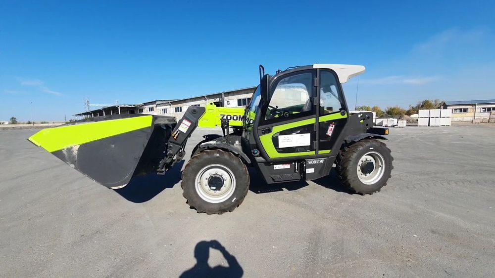 Телескопический погрузчик Zoomlion ZTH3507