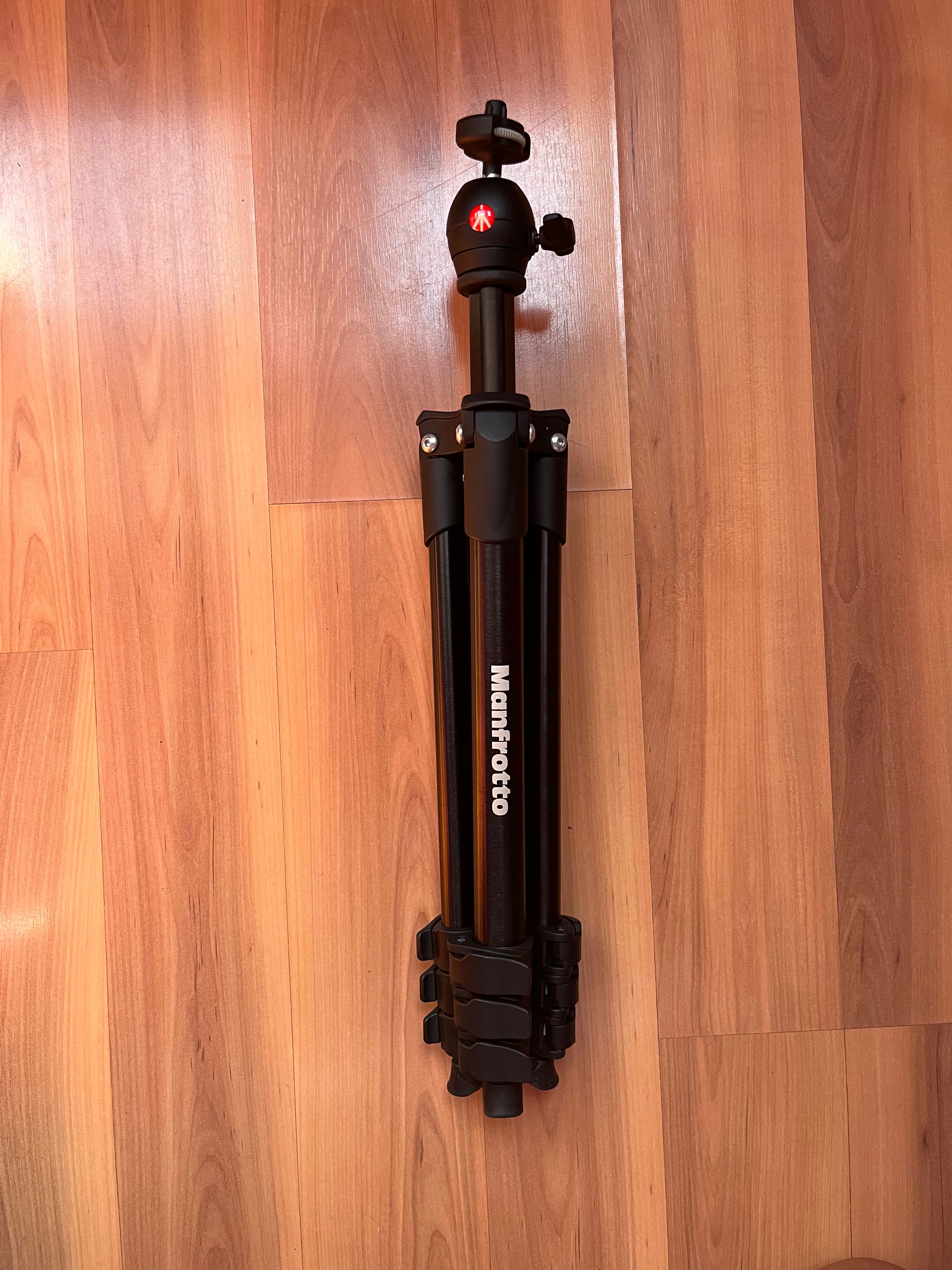 Статив Manfrotto Compact Light