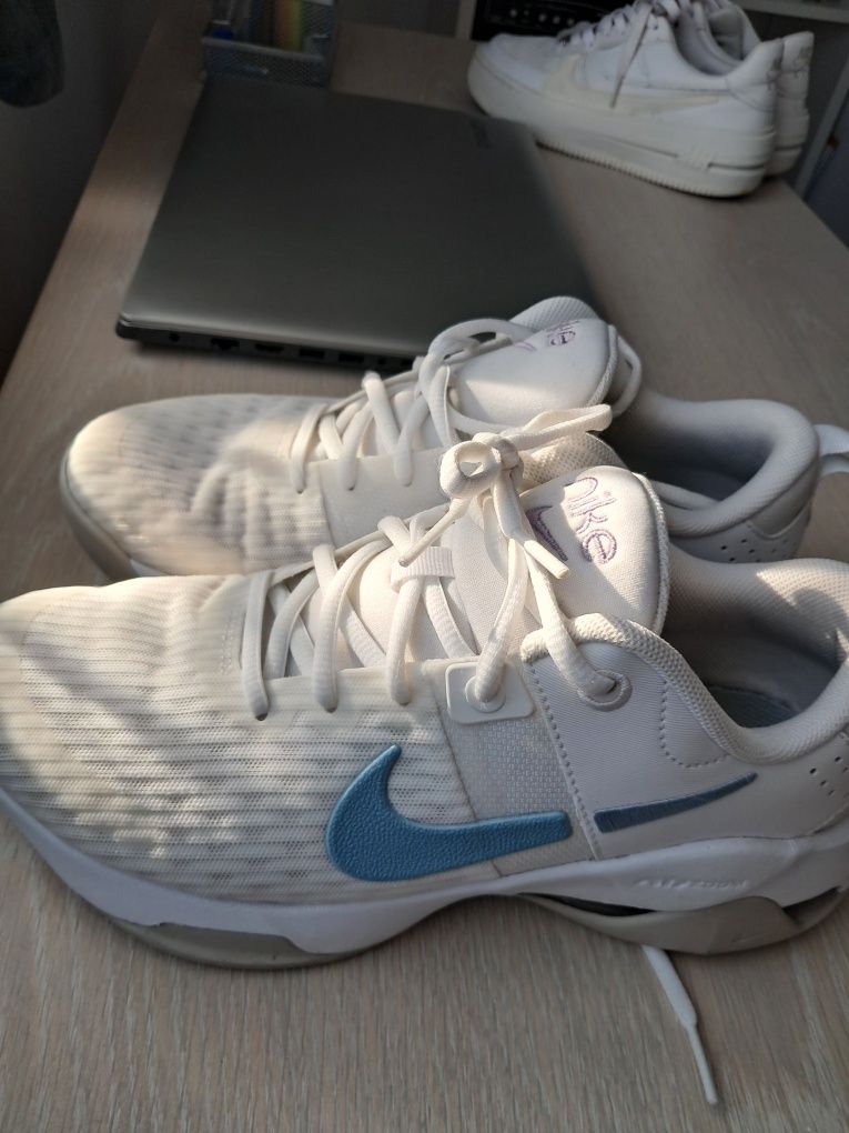 Vanzare adidași ,Nike, Converse, Adidas