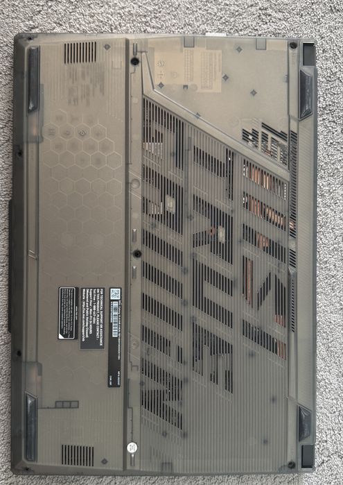 Гейминг лаптоп MSI - Cyborg 15 A13VEK.