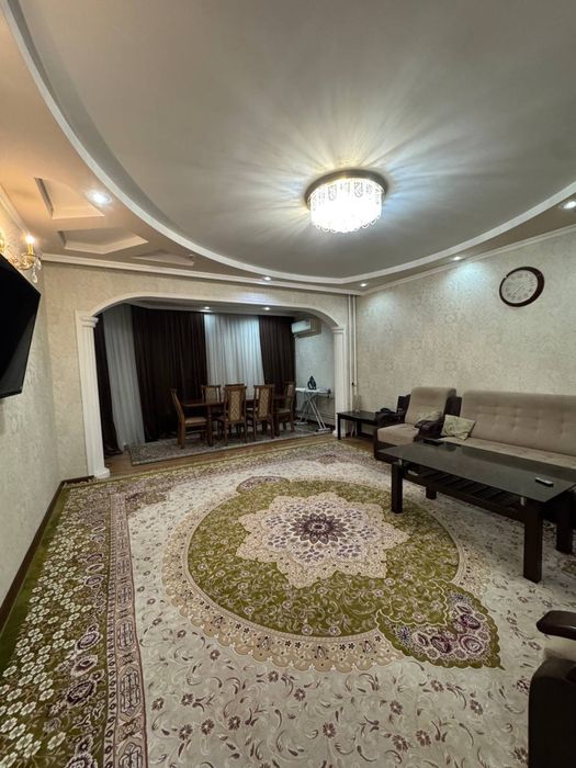 Продается квартира на ц-6