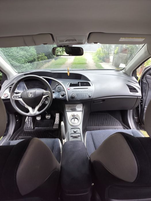 Honda Civic 1.8 i-VTEC   2007   146.500 km