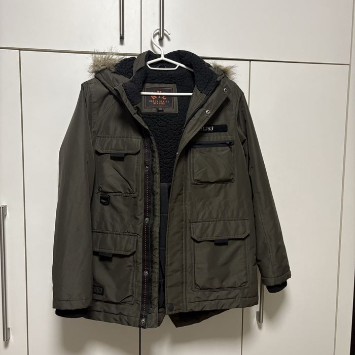 Vand geaca marimea 152