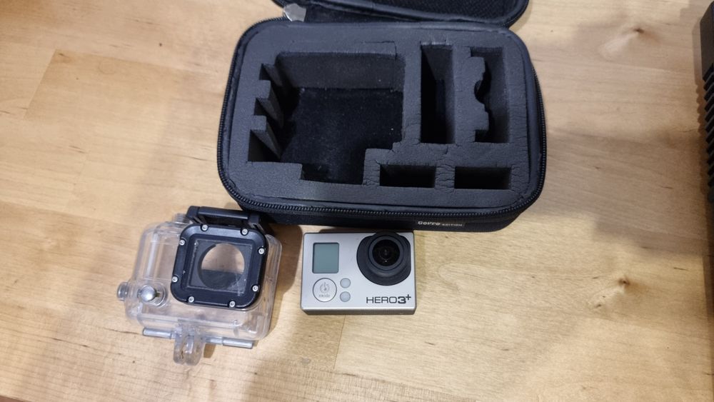 GoPro Hero3+ cu husa transport + husa waterproof