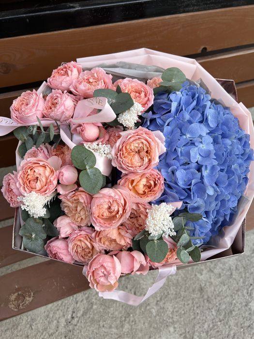 цветы селine floral огоромный и свежый красивый,