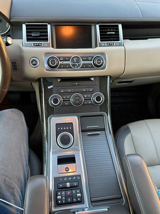 Range Rover Sport 2012 Autobiography 3.0l SDV6 220,000km 8 viteze