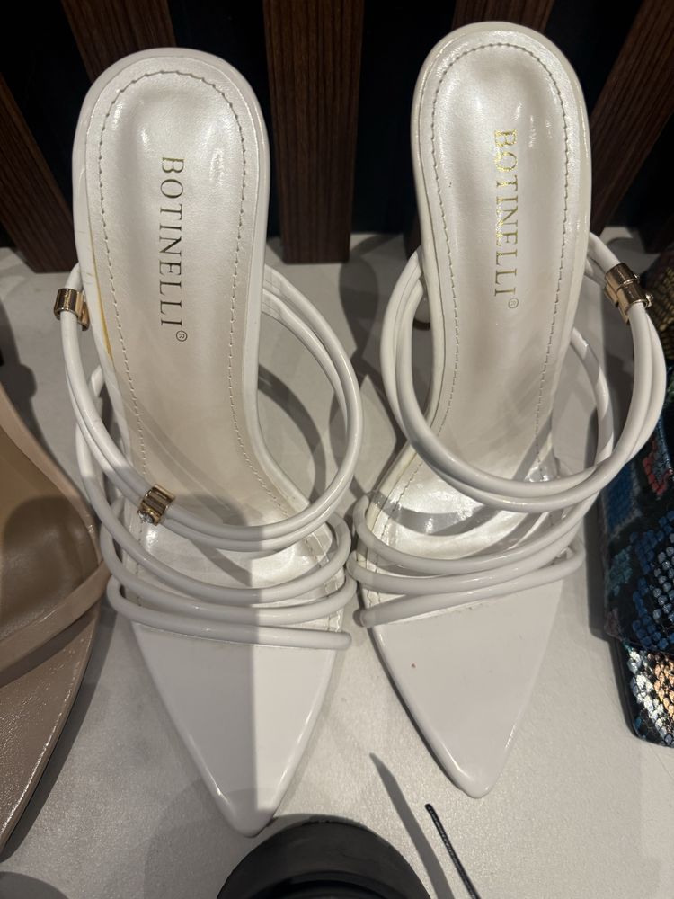 Продавам дамски сандали Zara, H&M