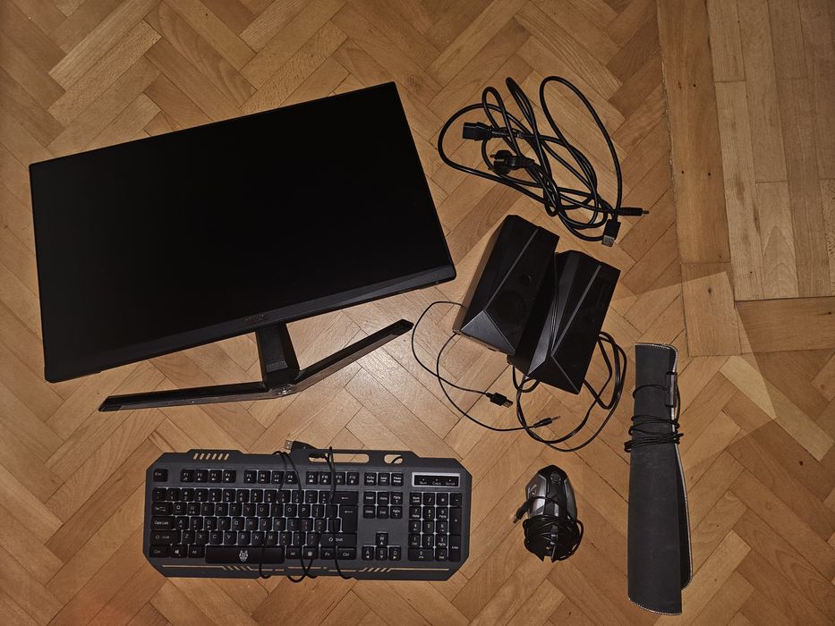 Kit gaming monitor+mouse+tastatura+mouse pad+ boxe
