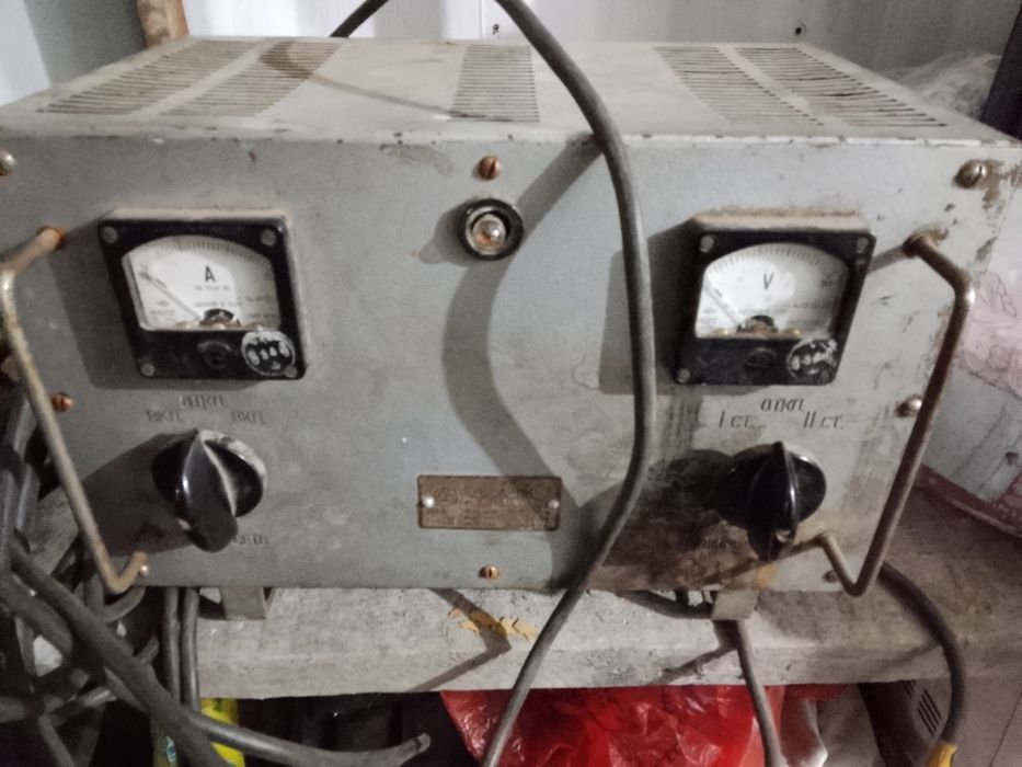 Зарядка 12 и 24 рабочем состояний