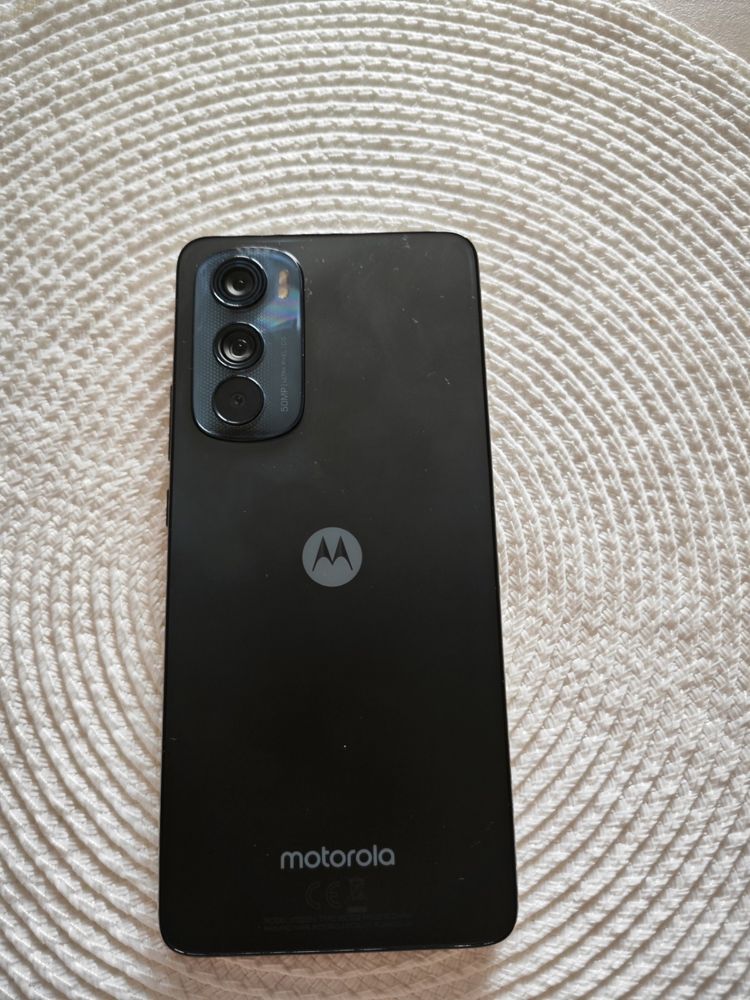 Телефон Motorola edge 30 2023г - Гаранция 24 месеца