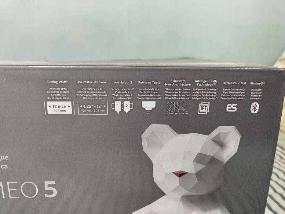 Плотер Silhouette Cameo 5