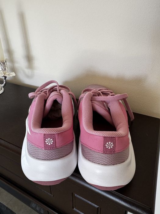 Nike Legend Essential 3