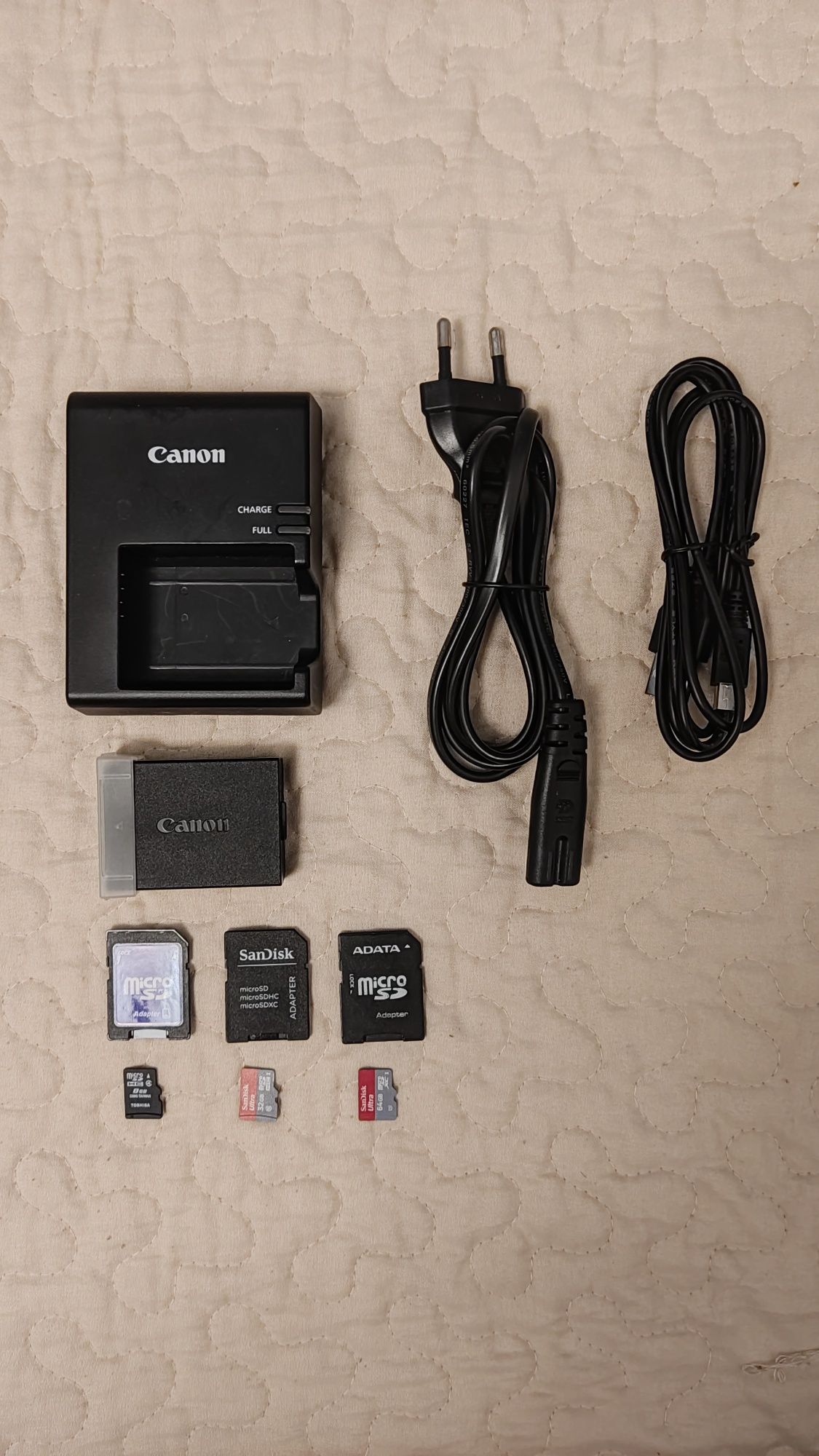 Пълен Фотосет Canon EOS 1300D + 2 обектива + Connect Station + статив