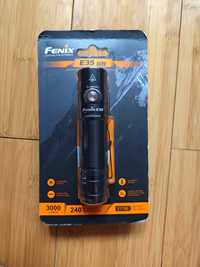Lanterna LED Fenix E35 v3.0 3000 lumeni 240 metri