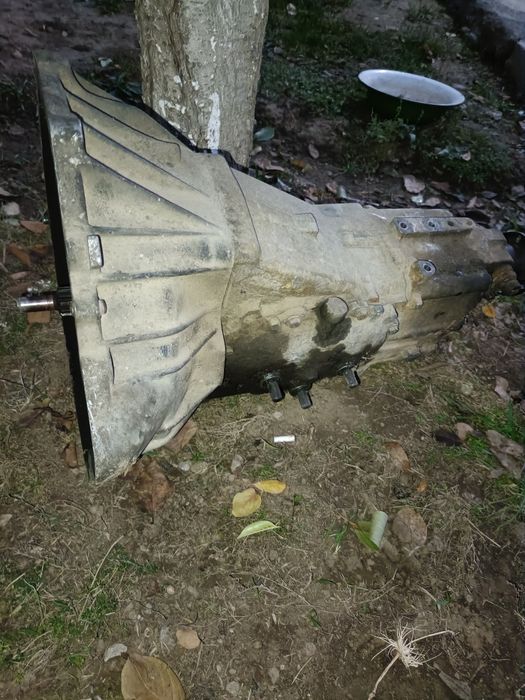 Мерседес бусик 410