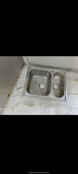 Б/У Серван,диван,мойка харошым состояние цена договорная