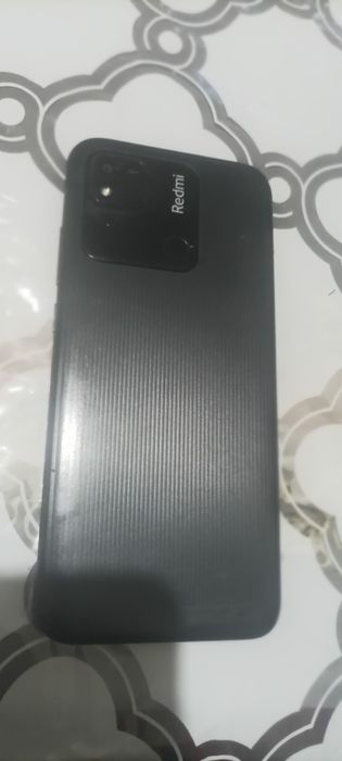 Redmi 10A 64/4 yaxshi tel 650000