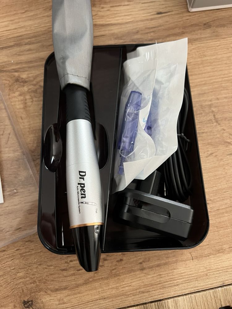 Титанов молив Dr. Derma Pen