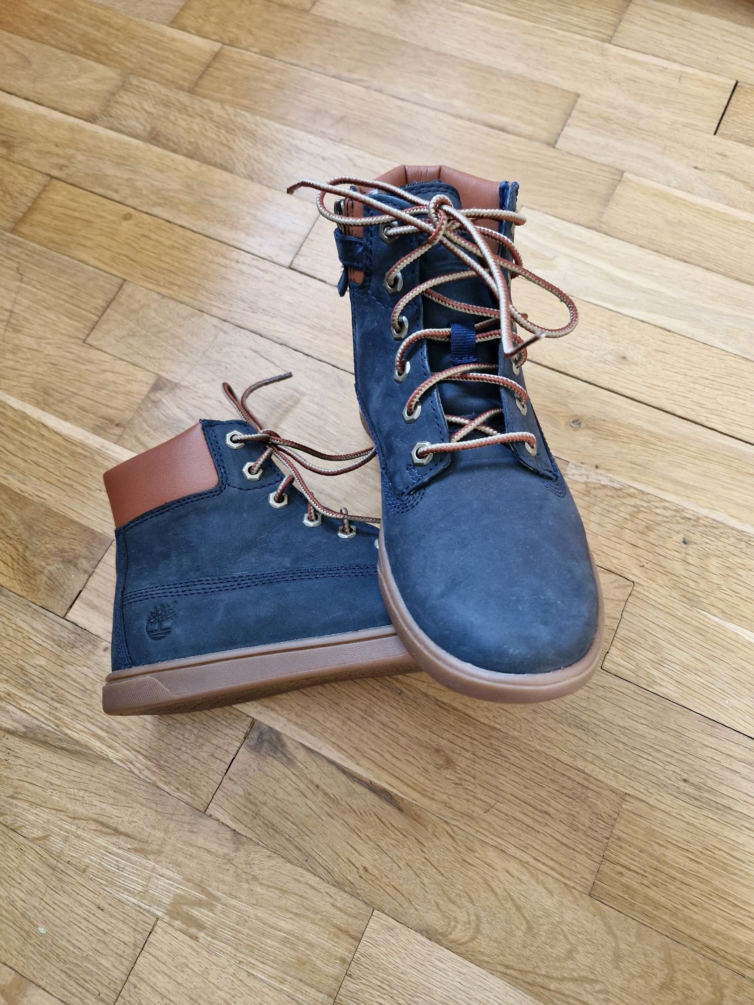 Детски есенни обувки Timberland 34.5 номер