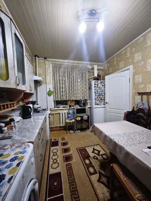 Ташсельмаш 2/2/4. 56м. Бывшее общежитие