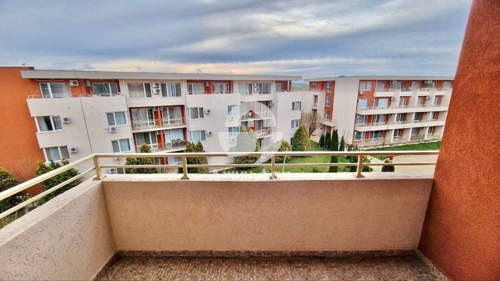 Продава се Двустаен апартамент в к.к. Слънчев бряг - 64 кв.м за 1008 €/кв.м - Снимка #9