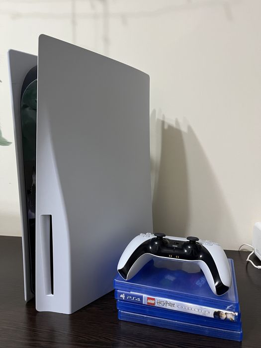 Ps5 с дисководом и геймпадом