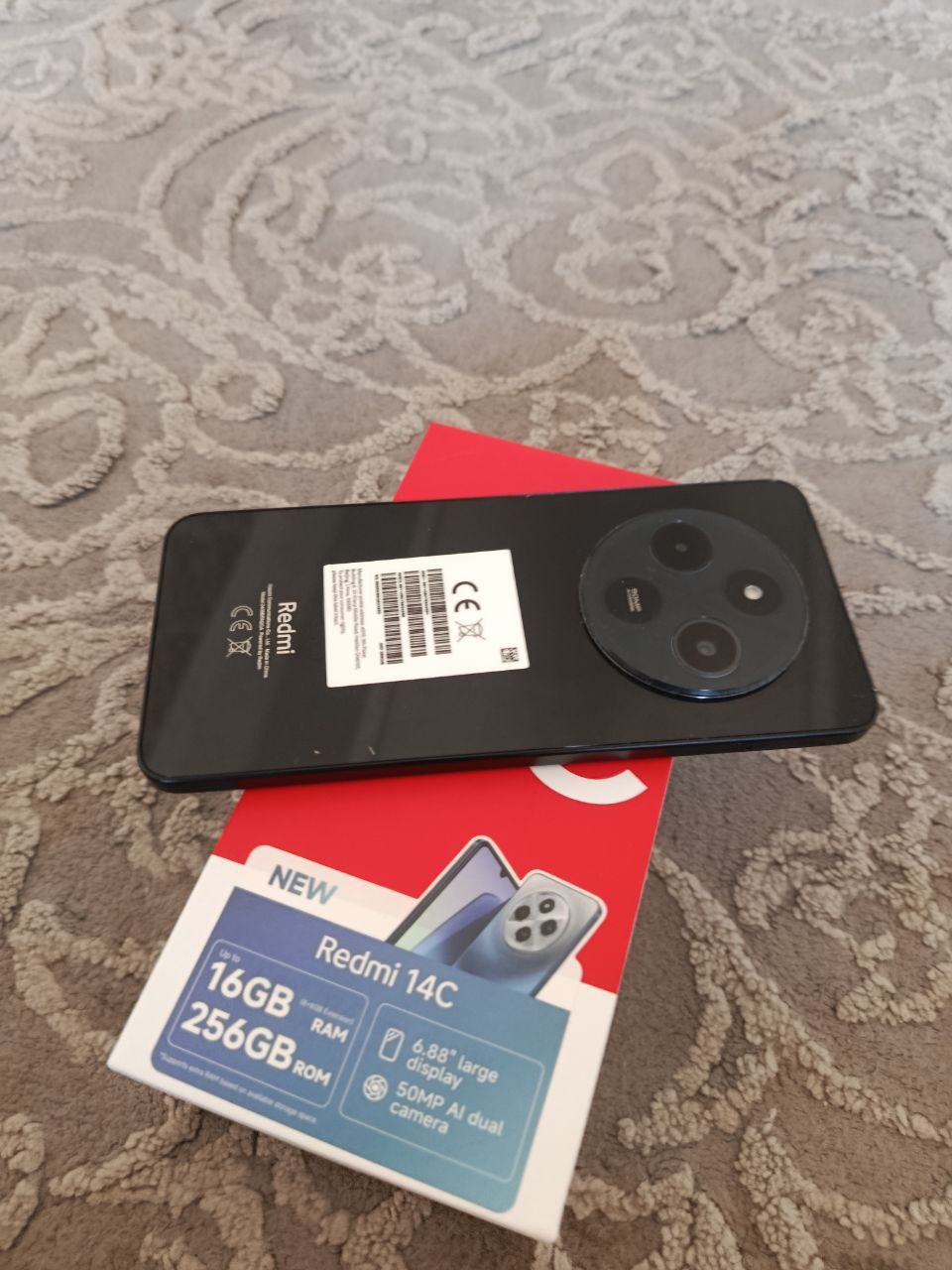 Redmi C 14 sotiladi 16/256gb megapisl 60