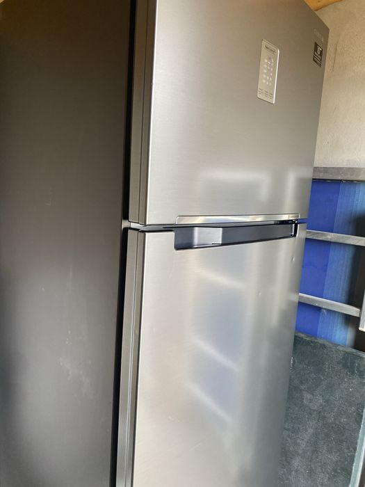 De vinzare frigider samsung