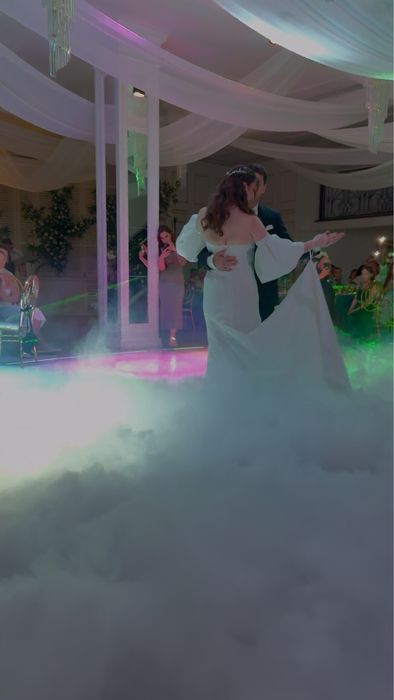 Тяжелый дым, дымные пузыри, конфетти