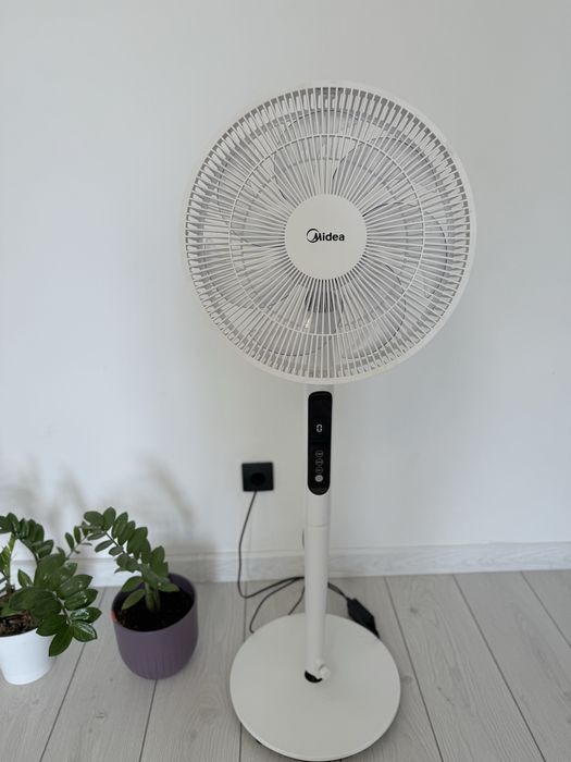 Вентилятор Midea