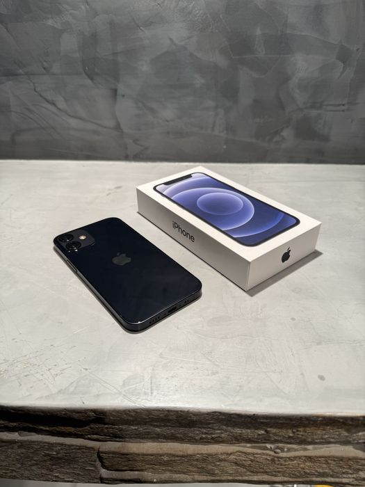 КАТО ЧИСТО НОВ Iphone 12 mini black 128 GB