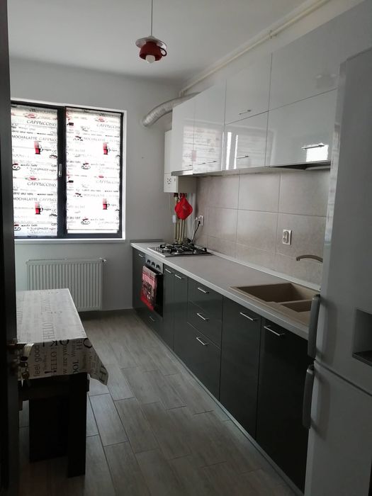 Inchiriez apartament 2 camere zona Rosu Chiajna