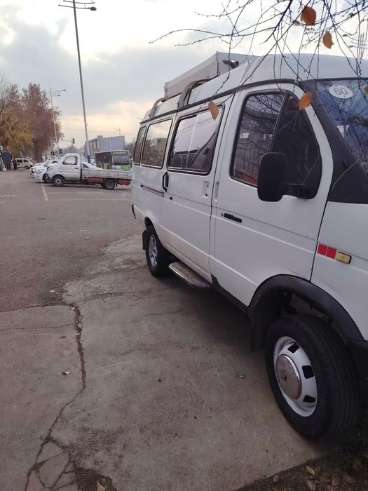 Газель микроавтобус сотилади. Gazel 2005 yil.