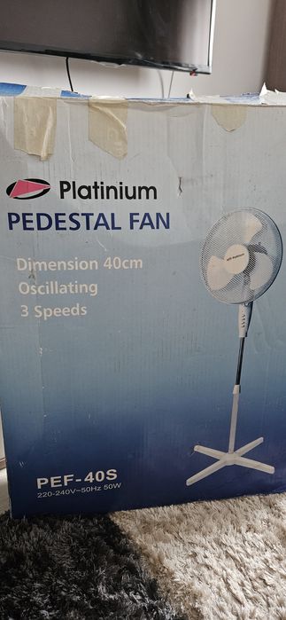 Ventilator cu picior