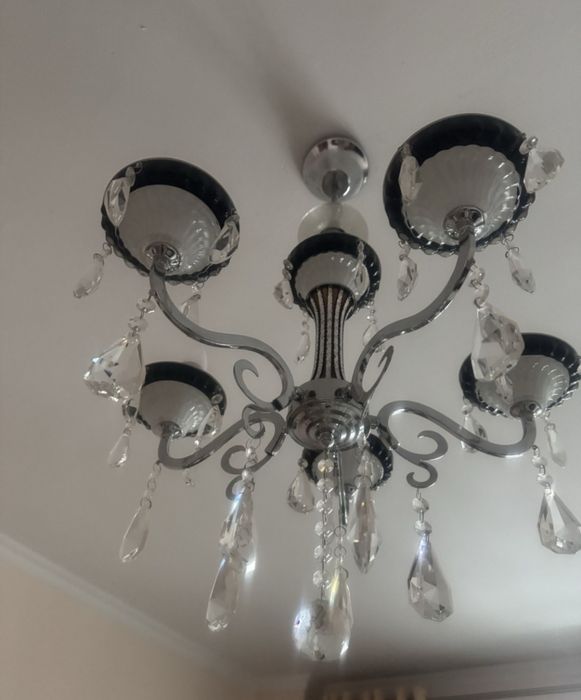 Люстра 5 - ти  рожковый