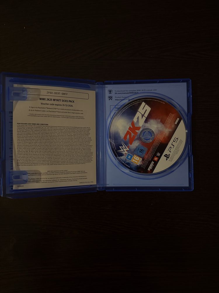 Продавам WWE 2K25 за PS5