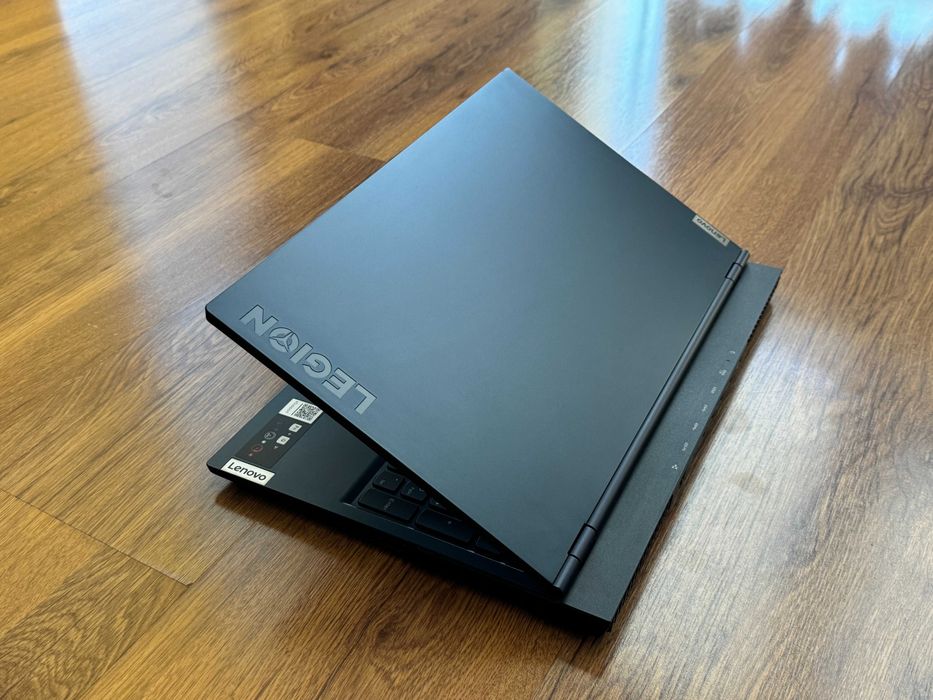 15.6' 2.5K 165Hz Ryzen 7 5800H Lenovo Legion 5 Nvidia RTX 3060 6GB
