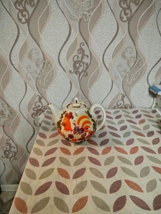 Продам большой чайник