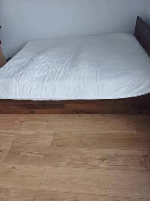 Topper 180/200 folosit