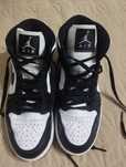 Jordan Air 1 mid Panda