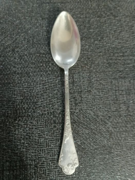 Tacâmuri argint 800