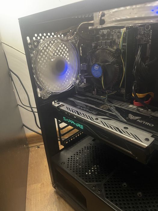 vand/schimb pc de gaming low