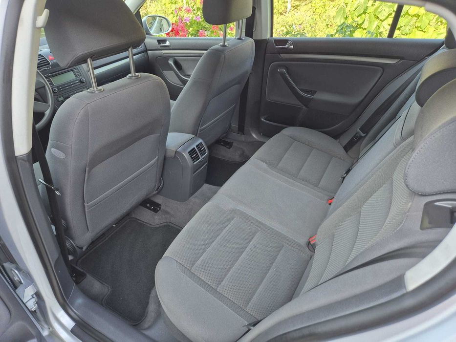 VW Golf 5 1.6 Benzina 75 Cp 2005