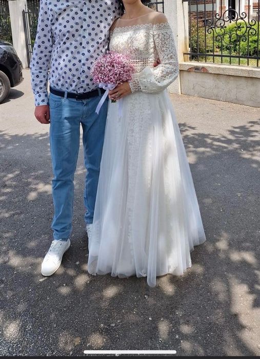 Vand rochie de mireasa