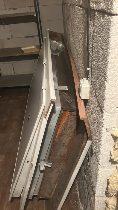 Входна метална врата